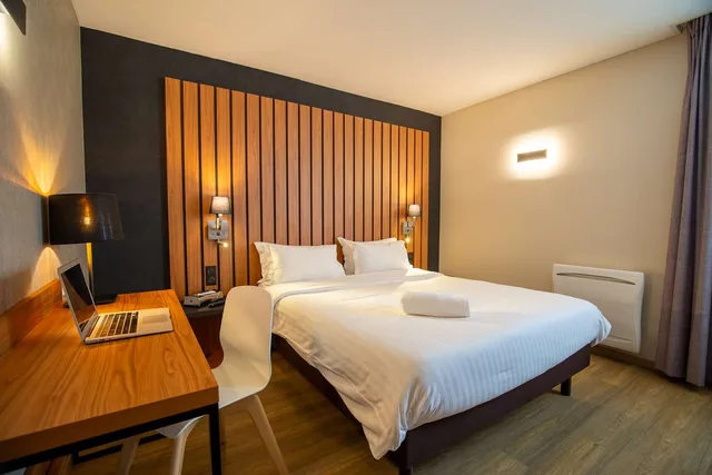 غرفة كومفورت بسريرين منفصلين، Best Western Cote des Sables Plouescat 2/8