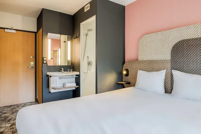 غرفة قياسية بسرير مزدوج، B&B Hotel Liege Rocourt 2/10