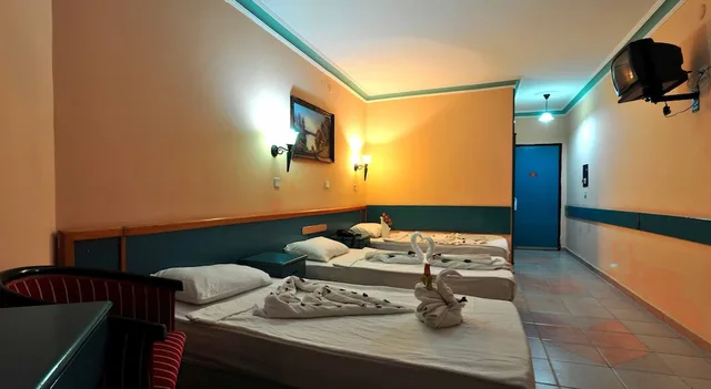 Standard, Quadruple, Queen and Twin Beds, Kleopatra Sun Light Hotel 6/9