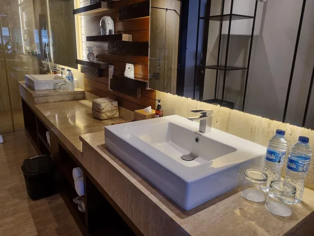 جناح تنفيذي بسرير كينج، Crystal Kuta Hotel 10/10