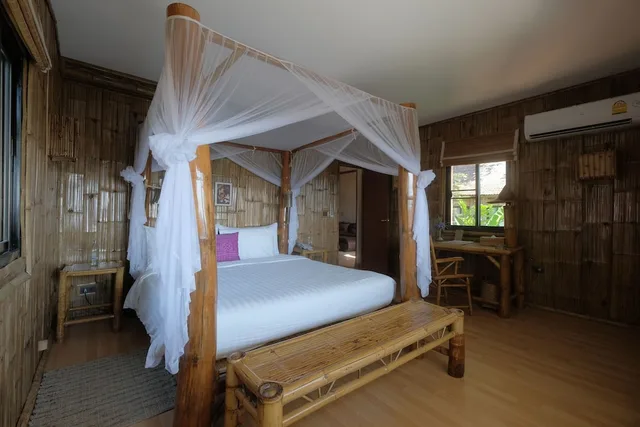 غرفة عائلية بسرير كينج وسريرين منفصلين بغرفتي نوم، Phu Chaisai Mountain Resort 1/1