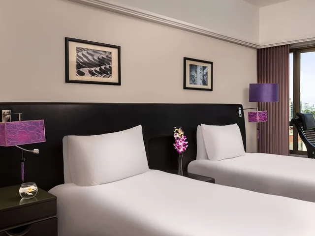 غرفة سوبيريور بسرير كينج بإطلالة على المدينة، Sofitel Saigon Plaza Hotel 4/5