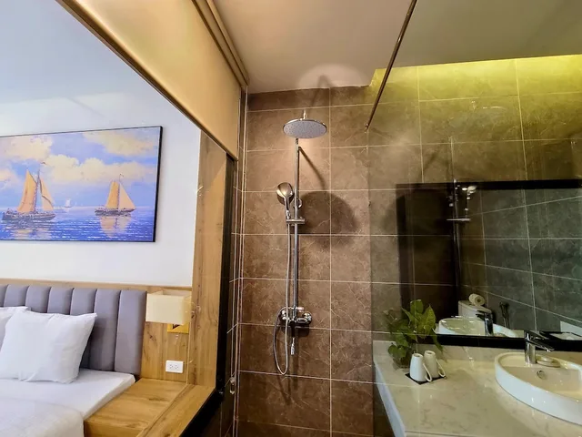 Superior, King Bed, Muong Thanh Grand Cua Lo 4/4