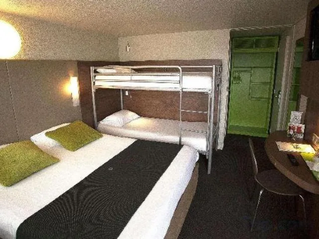 Next Generation, Double and Twin Beds، CAMPANILE MELUN SUD - DAMMARIE LES LYS 4/6