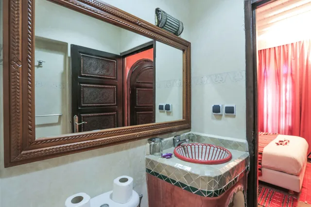 غرفة مفردة بسرير كوين، Riad Nakhla 3/3