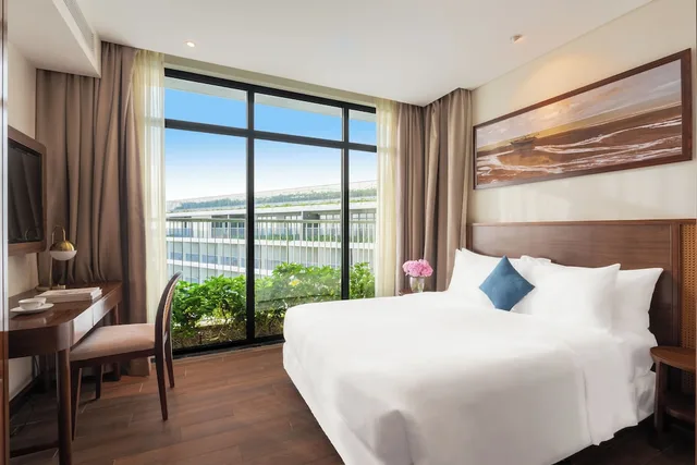 غرفة تنفيذية بسريرين كوين بإطلالة على البحر بمنطقة جلوس، Best Western Premier Sonasea Phu Quoc 5/10