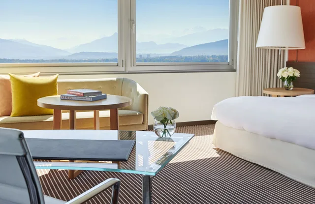 جناح جونيور بسرير كينج، INTERCONTINENTAL GENEVA 5/5