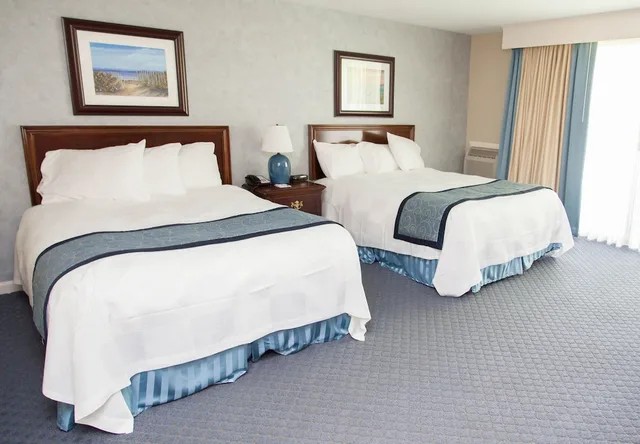 غرفة تقليدية بسريرين مزدوجين، Blue Rock Resort 1/9