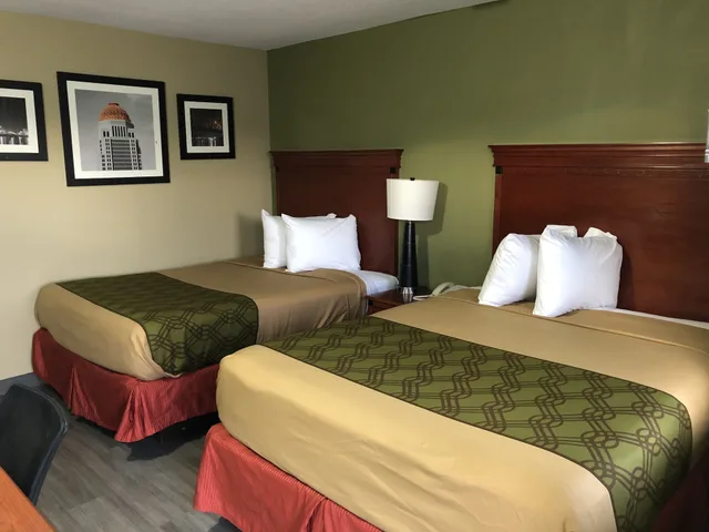 Deluxe, 2 Queen Beds, Smoking, Deluxe Inn & Suites By OYO Miami OK 5/10