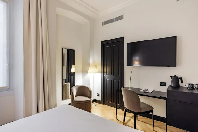 غرفة اقتصادية، Continentale Hotel 2/3