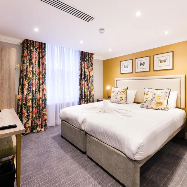 غرفة قياسية مفردة، Byron Hotel 10/13