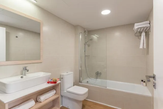 Standard, Single, Double Bed, Hotel Rentalmar Salou Beach 9/10