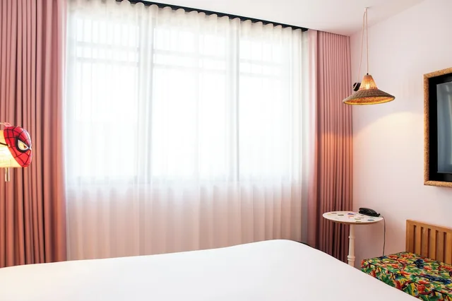 Mama, Medium, King Bed، Mama Shelter Lisboa 4/5