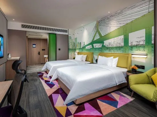 غرفة ديلوكس بسريرين منفصلين بإطلالة على الجبل، Hampton by Hilton Guangzhou Panyu Avenue 1/1