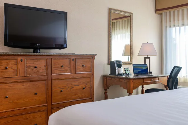 غرفة قياسية بسريرين مزدوجين، Best Western Plus Waterbury - Stowe 2/3