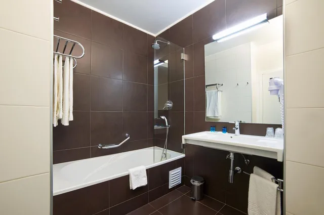 جناح كلاسيكي بشرفة بإطلالة، RR Alvor Baia Resort 8/9