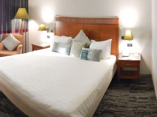 Superior, Double Bed, Mercure Rome Leonardo Da Vinci Airport 2/10