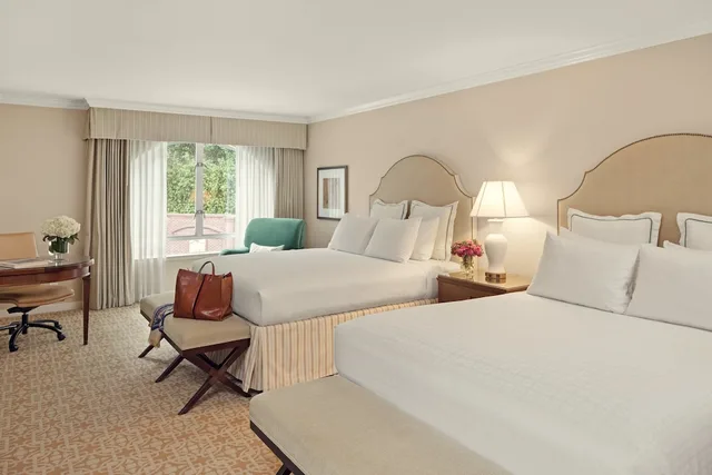 غرفة سوبيريور بسريرين كوين بإطلالة على الفناء لذوي الإعاقة، Stanford Park Hotel 1/4