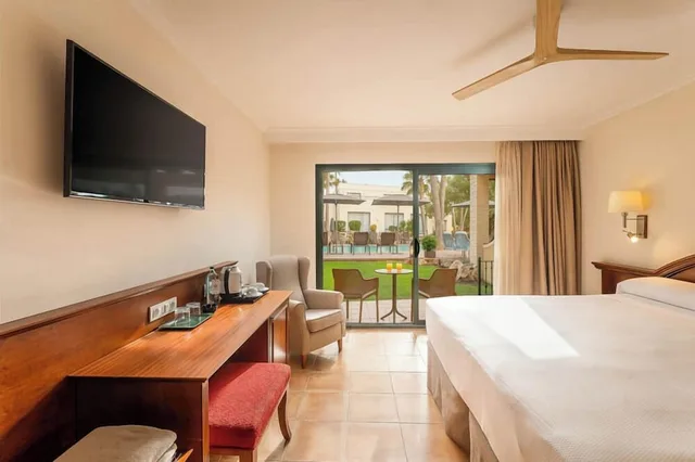 Standard, Double Bed, Pool View, Terrace, Valentin Star Menorca - Adults Only 5/10