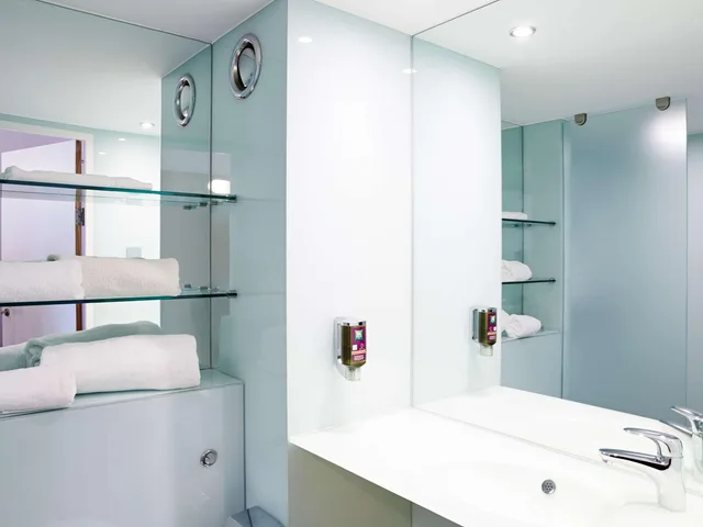غرفة قياسية بسريرين منفصلين، Ibis Styles Barnsley 4/4
