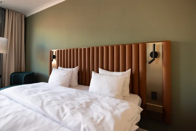 غرفة قياسية بسرير مزدوج أو سريرين منفصلين، Imperial Hotel 3/6