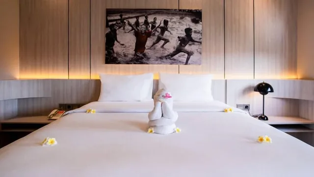 Harris, Unique, Twin Beds، HARRIS Hotel & Residence Riverview Kuta - Bali 2/3