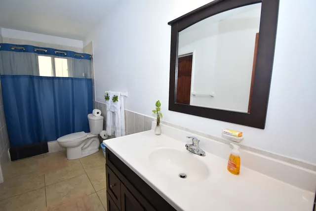 شقة بسريرين كوين بـ3 غرف نوم، Lord Nelson Hotel 2/2