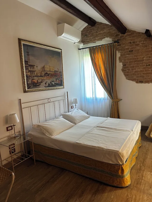 غرفة ثلاثية بسرير مزدوج وسرير فردي، VILLA CASANOVA 2/4