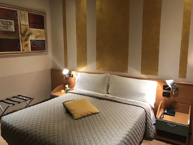 غرفة ثلاثية بإطلالة على البحيرة بشرفة، Villa Rosa 5/8