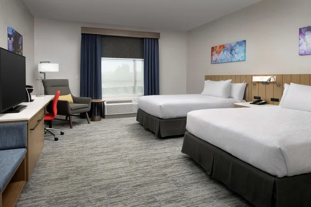 غرفة بسريرين كوين بحوض استحمام، Hilton Garden Inn San Jose Airport 1/2