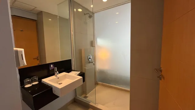 Executive, Double Bed, Luminor Hotel Metro Indah Bandung 10/10