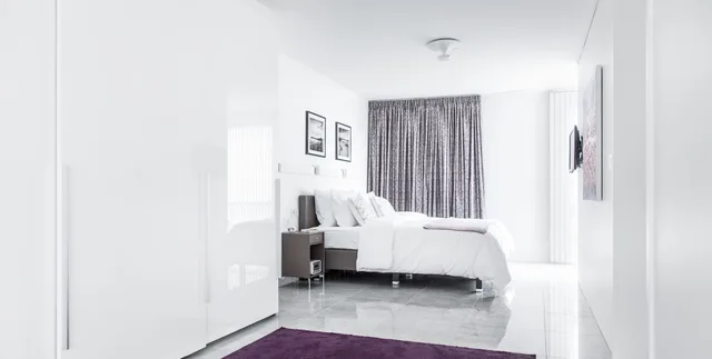 1 Bedroom, Deluxe, Suite, King Bed, Murphy Bed, Sofa, Balcony، Black Pearl Luxury Apartments 1/1