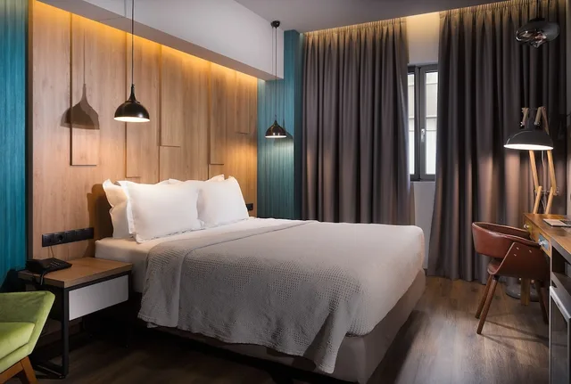 غرفة ديلوكس بسرير كوين، 360 Degrees Pop Art Hotel 5/10