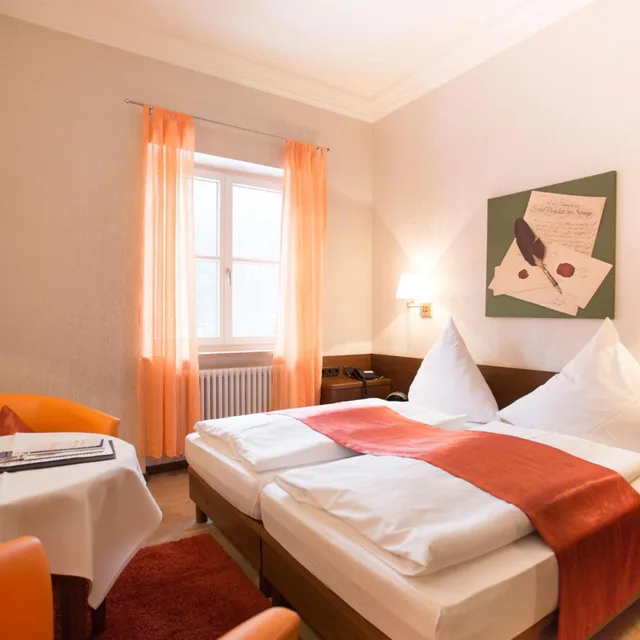 غرفة قياسية بسرير كينج، HOTEL MULLER 1/10