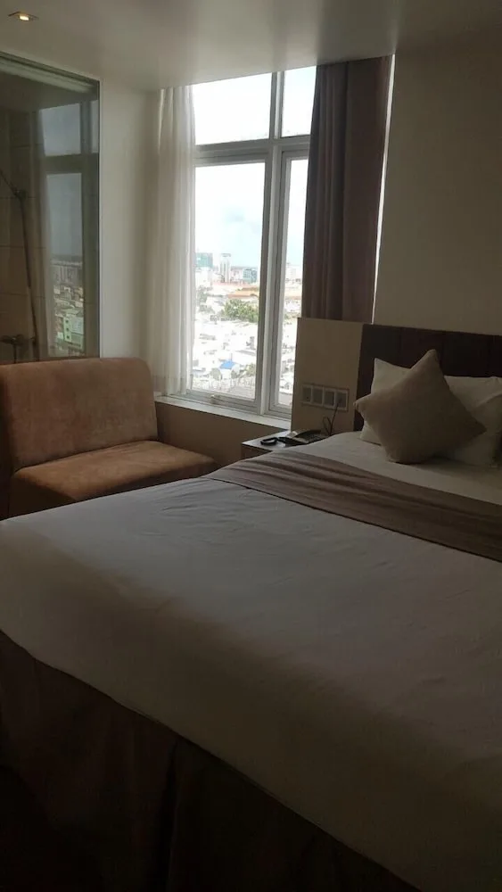 غرفة ديلوكس بسرير مزدوج، Holiday One Hotel 2/5