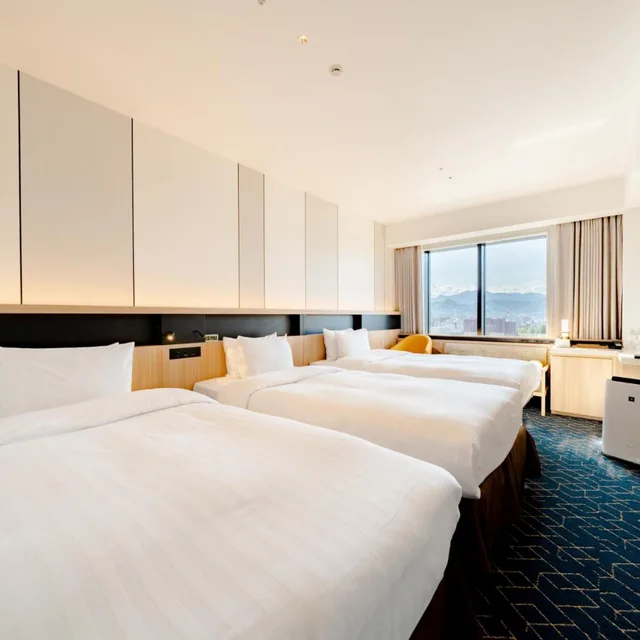غرفة بسريرين منفصلين مع سرير إضافي، KEIO PRELIA HOTEL SAPPORO 1/2
