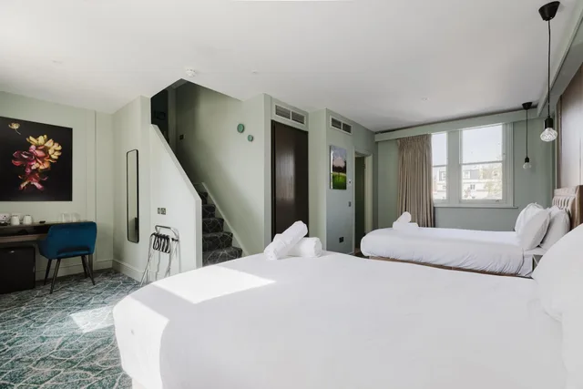 جناح سوبيريور، Signature Townhouse Hyde Park 6/10