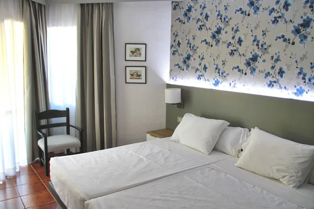 Apartment, Sofa, Balcony or Terrace، Apartamentos Hg Tenerife Sur 1/4