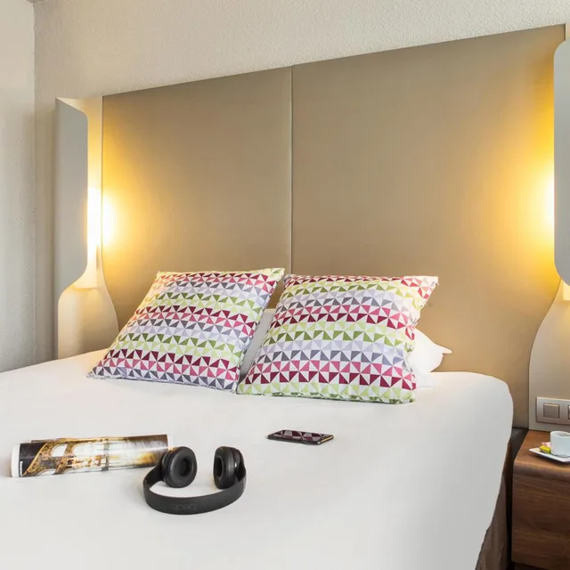 Next Generation, Double Bed، Campanile Chateau Thierry 4/10