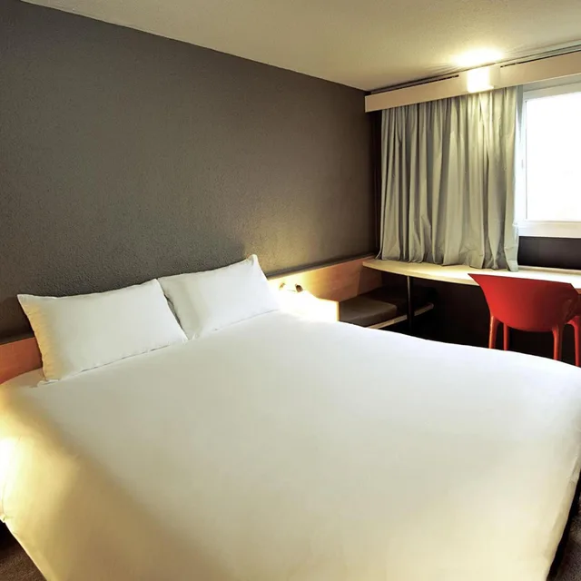 غرفة قياسية بسرير مزدوج، Ibis Cologne Airport Hotel 9/10