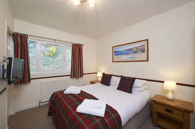 Room, Annex, Loch Ness Clansman Hotel 1/8