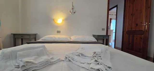2 Bedrooms, Superior, Apartment, King and Twin Beds, 2 Bathrooms, Sofa، Residence Lu Lamoni Costa Nord 1/10