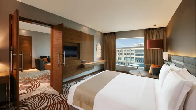 جناح تنفيذي بسرير كينج، Holiday Inn Jaipur City Centre by IHG 1/6