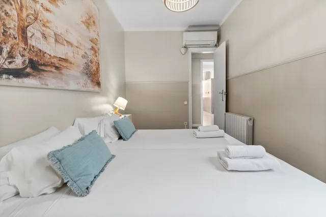 5 Bedrooms, Premium, Penthouse, 4 Beds, 2 Double Beds, Sagrada Familia View, Terrace، Suite Home Sagrada Familia 8/10