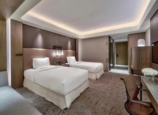 غرفة ديلوكس بسريرين منفصلين، Conrad Manila 3/4