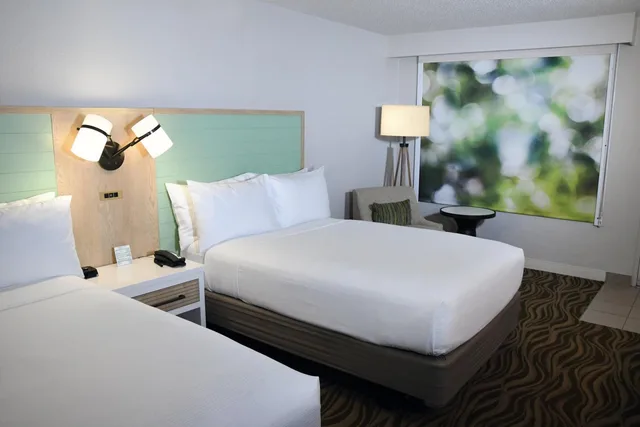 Standard Room 2 Double Beds, Wyndham Garden Lake Buena Vista Disney Springs Resort 7/10