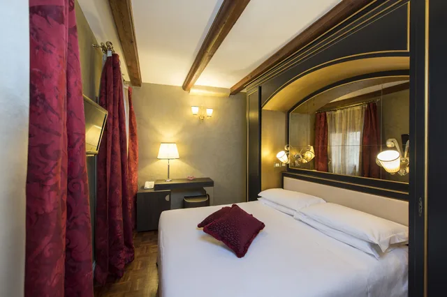 غرفة كلاسيكية بسريرين منفصلين، Campiello Hotel 7/10