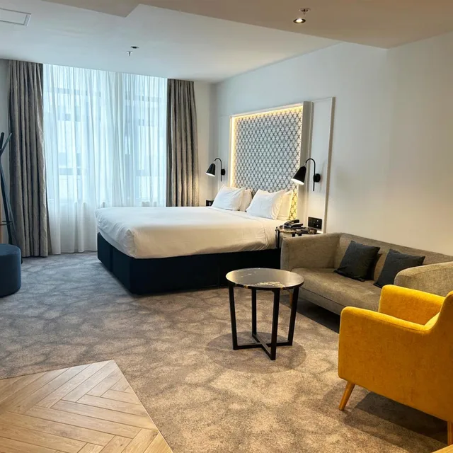 غرفة بسرير كينج لذوي الإعاقة، Legacy Airedale Hotel Auckland 2/4