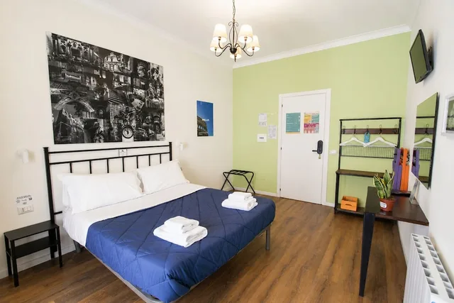 Economy, Double Bed, Ostello Bello Napoli 4/10