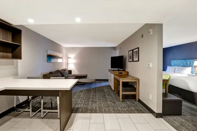 جناح بسريرين كوين لذوي الإعاقة، Hampton Inn St Catharines Niagara On 3/4